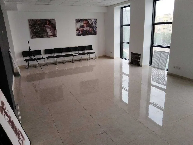Срочно сдаётся офис 120 м² в Сквере, рядом с Вестминстером.