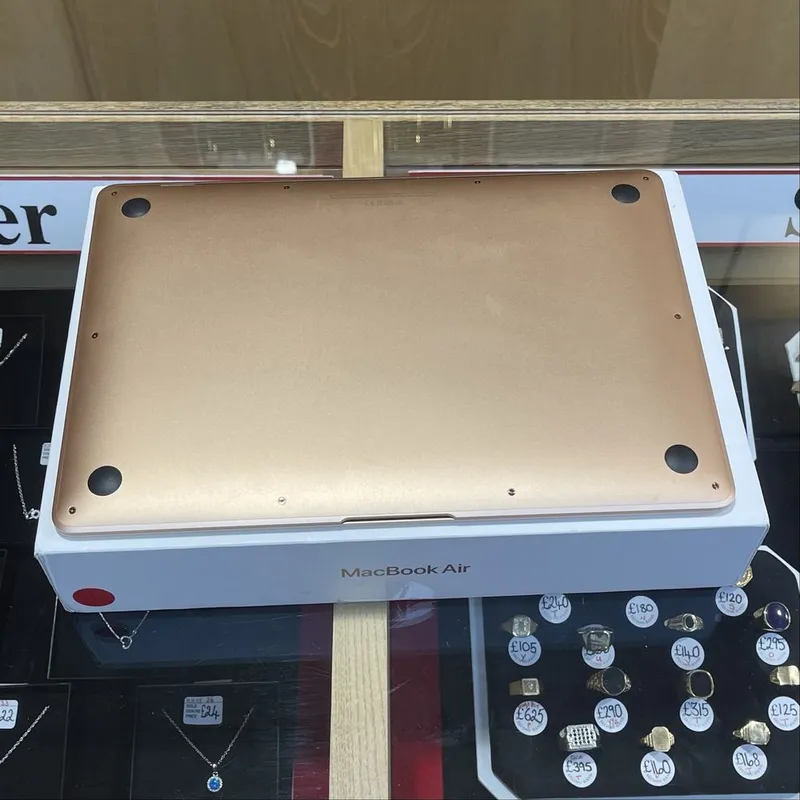 Macbook Air Gold — фото 2