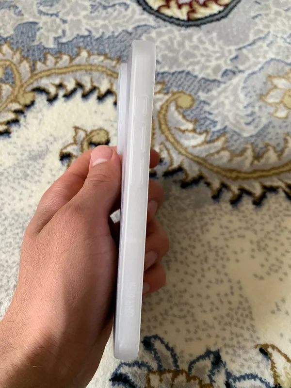 iPhone 16 Pro uchun g‘ilof 5 iPhone 16 Pro uchun g‘ilof 5