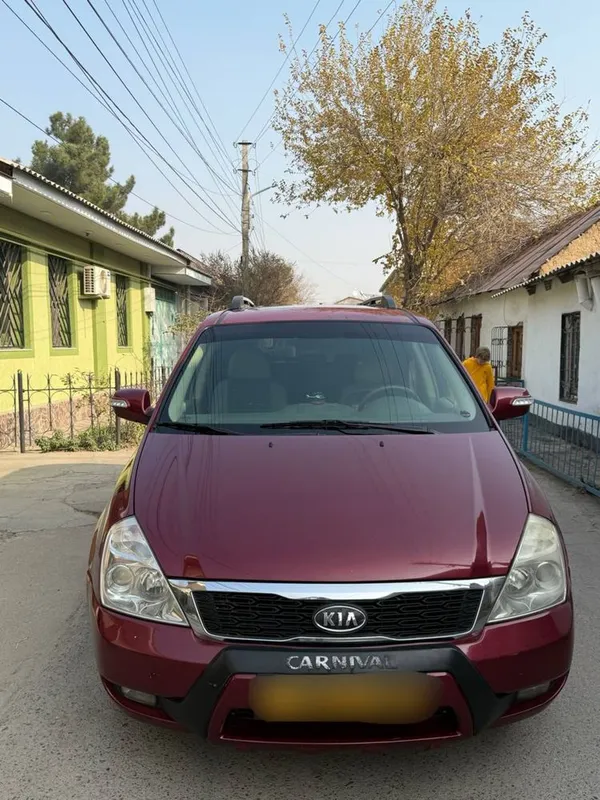 Kia Carnival 2006 yil ideal xolatda extralong
