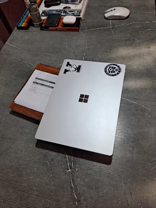 Surface Laptop 5 2