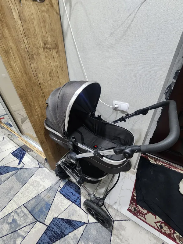 Продаю коляску