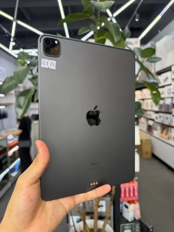 Ipad pro 11 inch ( gen-2 2020 ) 1 Ipad pro 11 inch ( gen-2 2020 ) 1