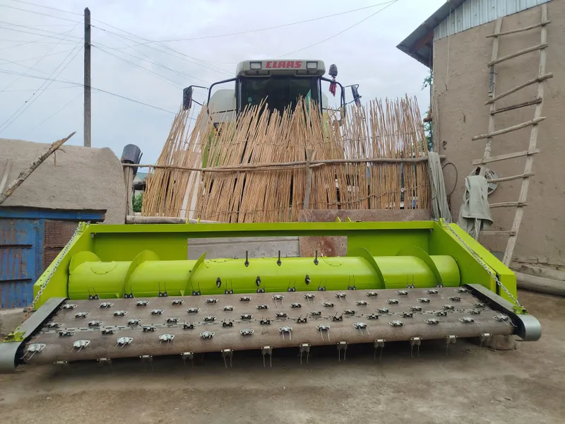 Claas mega 204 old qismi sotiladi sholi mafsumi uchun