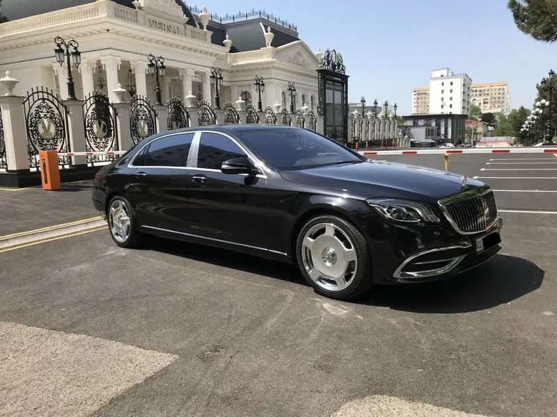 Мерседес (Maybach) сотилади
