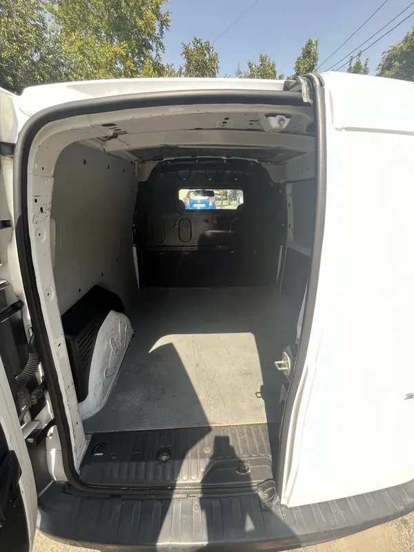 Mercedes Benz Citan 2014 год дизель 5 Mercedes Benz Citan 2014 год дизель 5