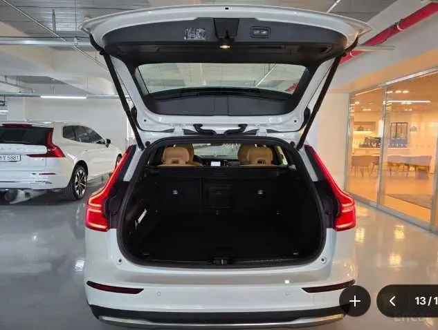 Volvo V60 B5 Ultra AWD — фото 7