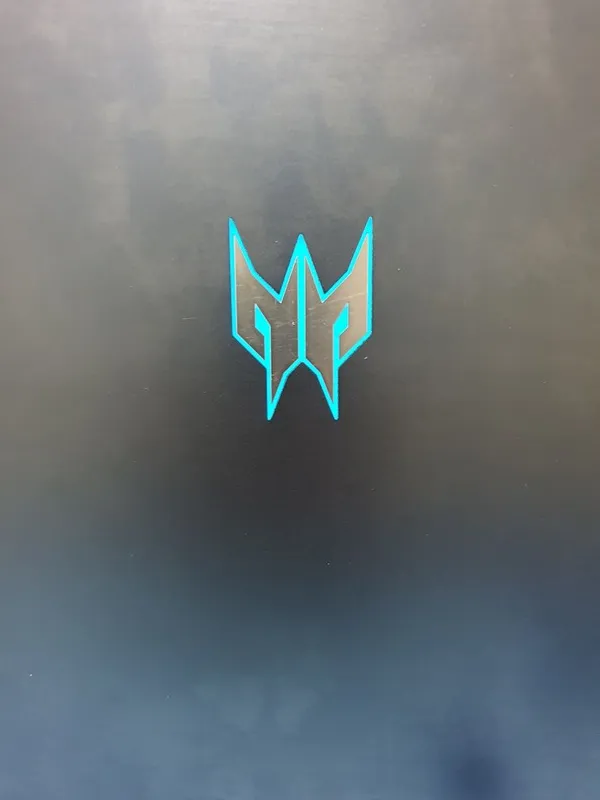Yitqich Noutbuk Acer Predator