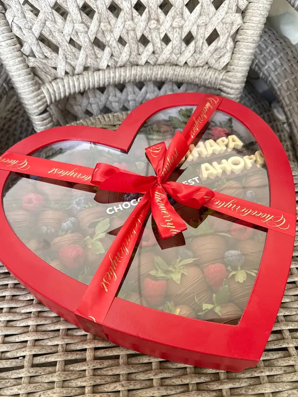 Клубника в шоколаде Ruby Delight