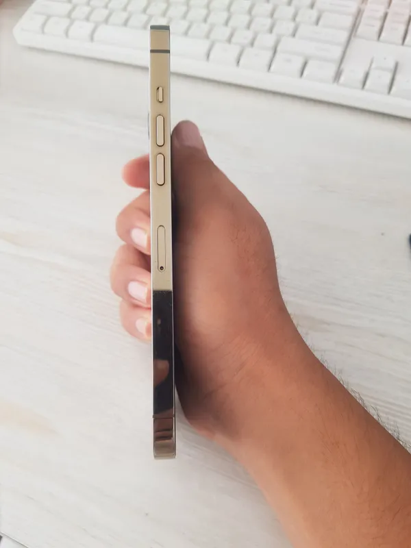 IPhone 12 pro max shoshilinch 2 IPhone 12 pro max shoshilinch 2