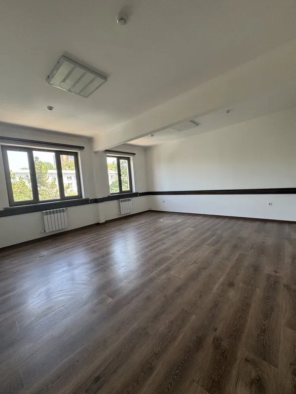 Хамза Метро недалеко Сдаётся офис 10 Комнат 310м2 2