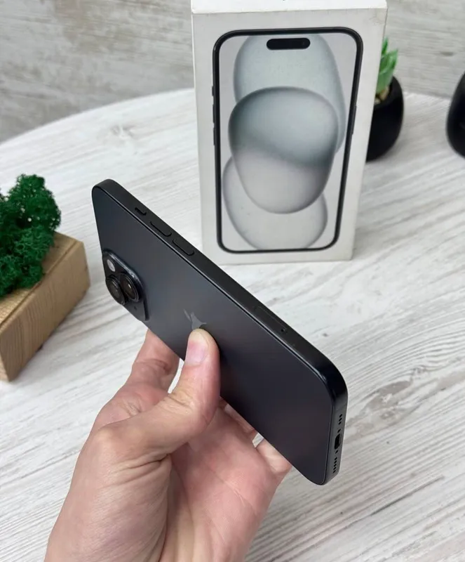 iPhone 15 128Gb Black Akk: 84% Radnoy 3
