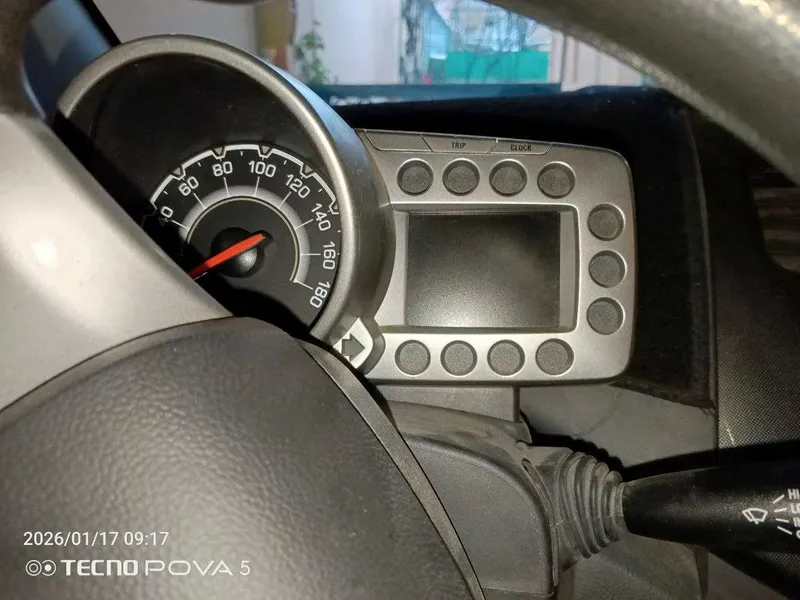 Продаётся свой автомобиль Chevrolet Spark M300 7