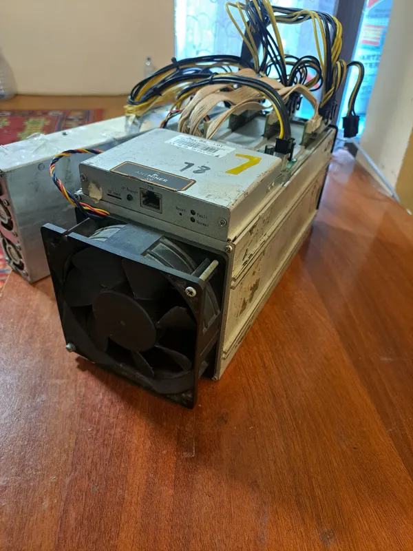 Asic S9_14.0 SOTILADI. Holati judayam yaxshi 1