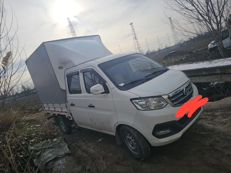Changan T3 5 o'rindiqlik