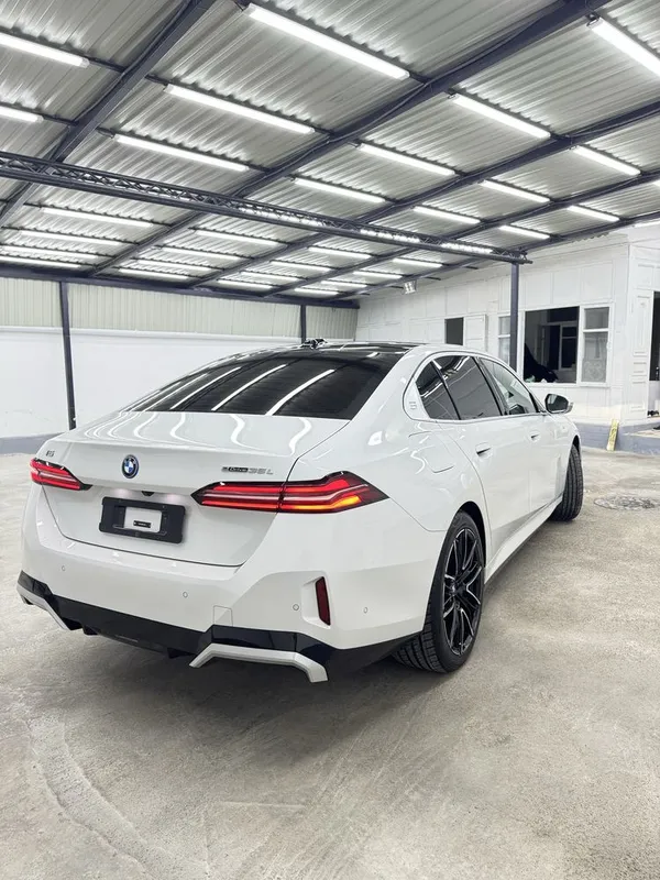 BMW I5 35L EDRIVE 2024 — фото 3