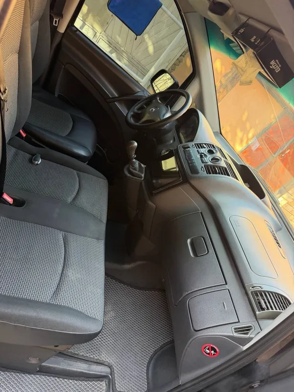 Mercedes Vito 4 Mercedes Vito 4