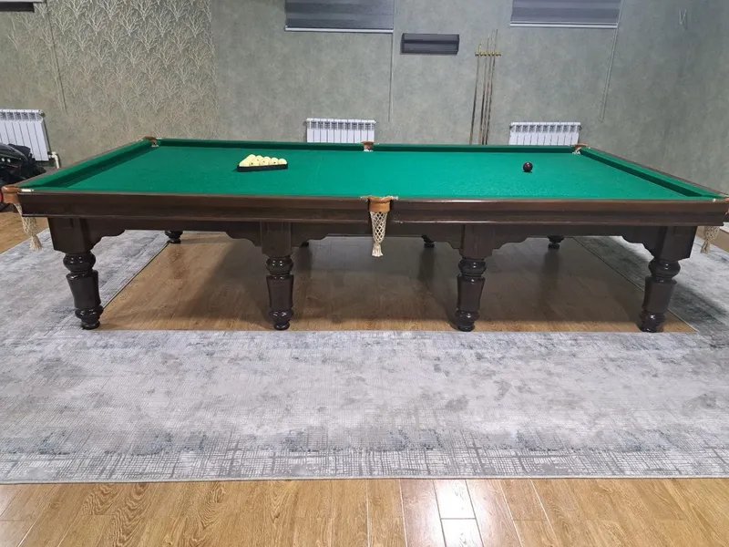 Billiard stol