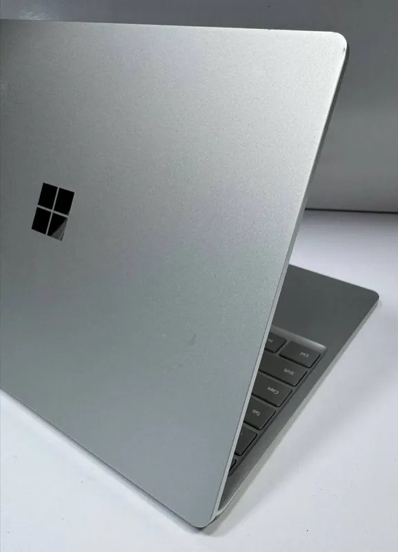 Microsoft Surface 6 Microsoft Surface 6