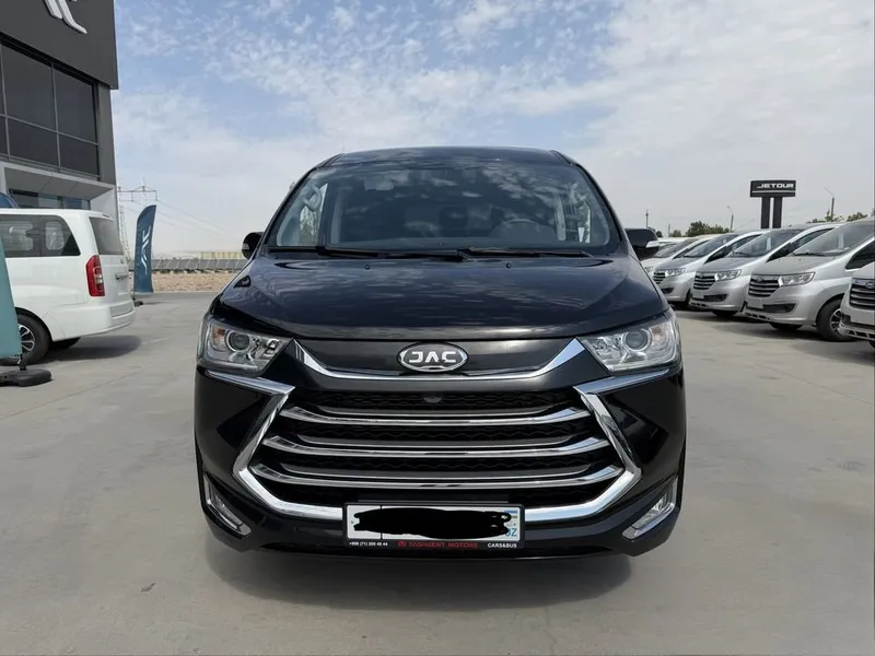 Продаётся JAC M4 с автоматической коробкой передач 1 Продаётся JAC M4 с автоматической коробкой передач 1