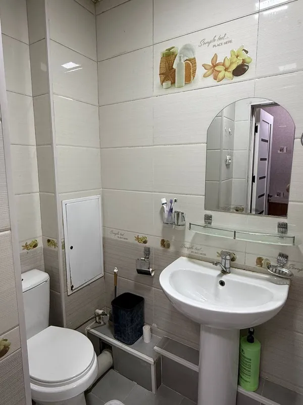 Аренда квартиры 2в3 на м. Космонавтов 10