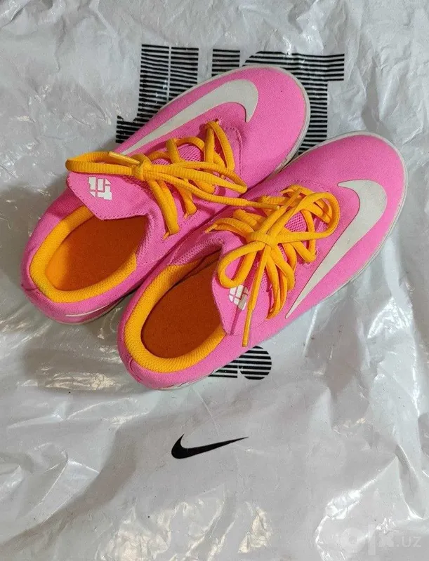 Ayollar krossovkalari Nike KD Vulc Low, o‘lchami 36,5 2 Ayollar krossovkalari Nike KD Vulc Low, o‘lchami 36,5 2
