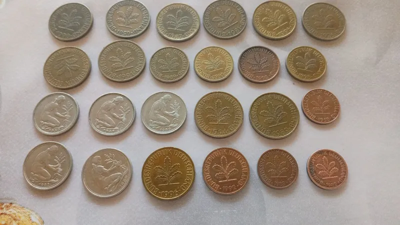 Продам коллекционные монеты (СССР / зарубежные 1