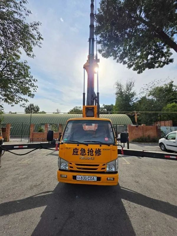 Автовышка 35 м ISUZU ELF 100P, 2024 г, 13 400 км телескопическая. 1 Автовышка 35 м ISUZU ELF 100P, 2024 г, 13 400 км телескопическая. 1