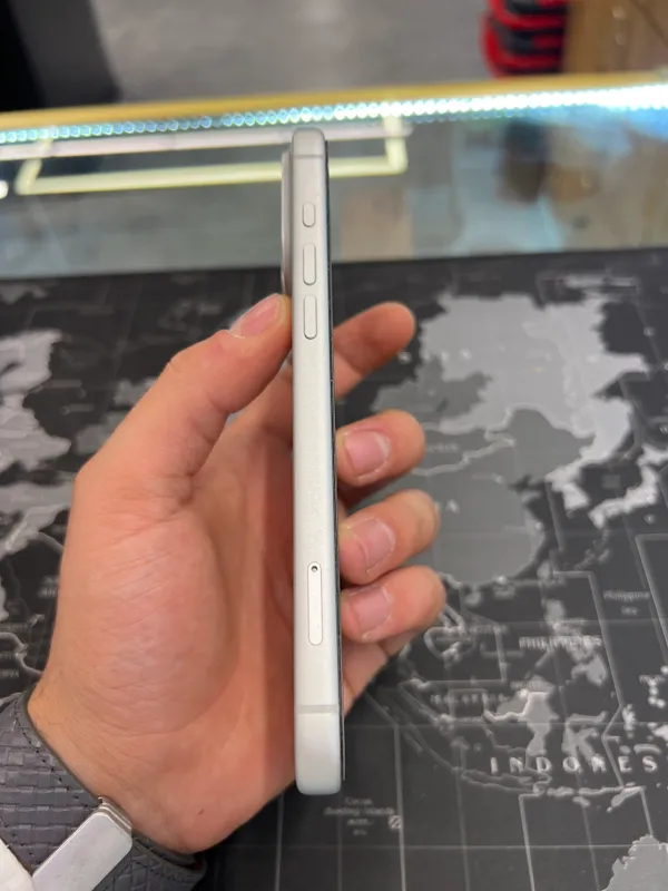 iPhone 17 Pro Max 4 iPhone 17 Pro Max 4
