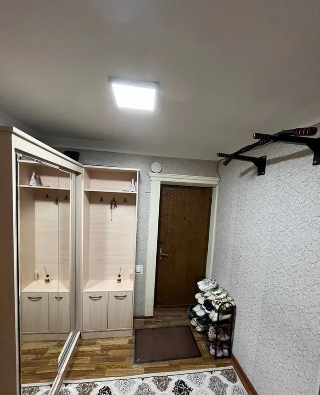 3/4/4 Продаётся квартира в ТашГресе со всеми удобствами! 10 3/4/4 Продаётся квартира в ТашГресе со всеми удобствами! 10