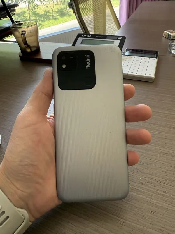 Redmi 10 A hotira4/64 4