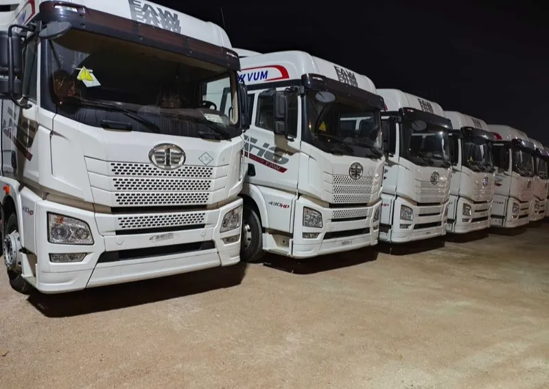 Седельный тягач FAW JH6 4x2 CNG (на метане) Седельный тягач FAW JH6 4x