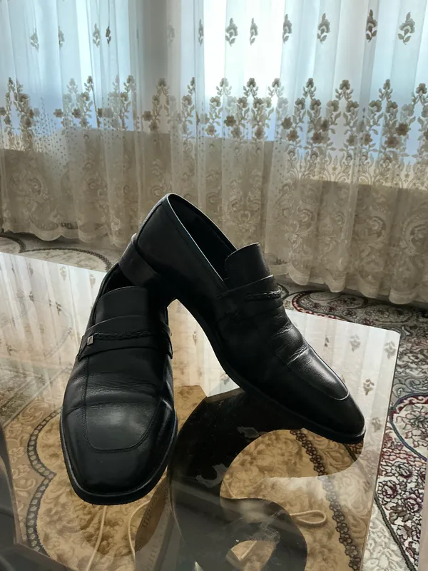 Tufli erkaklar