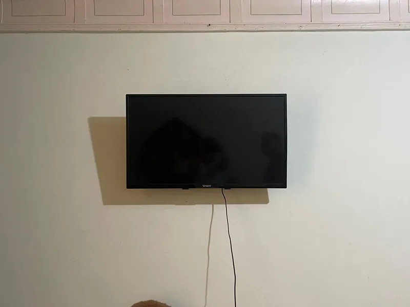 Yasin televizor sotiladi Yasin televizor sotiladi