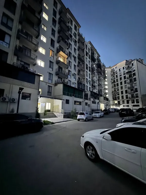 Algoritm Eshonguzar city 8