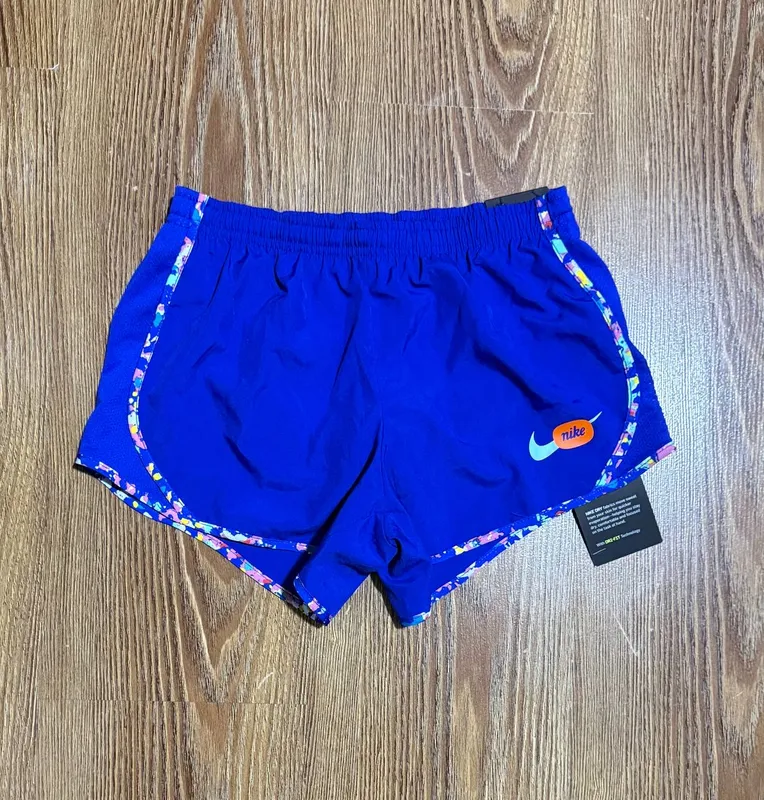 Шорты Nike (США) + подарок 1 Шорты Nike (США) + подарок 1