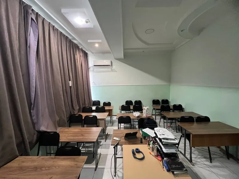 Сдается в аренду помещение 2 этаж 75кв 5 Сдается в аренду помещение 2 этаж 75кв 5