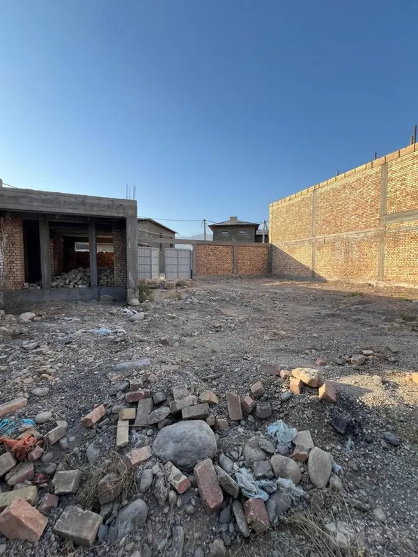 Dacha sotiladi srochna 6 soth gaz svet suv knalizaca bor 5 Dacha sotiladi srochna 6 soth gaz svet suv knalizaca bor 5