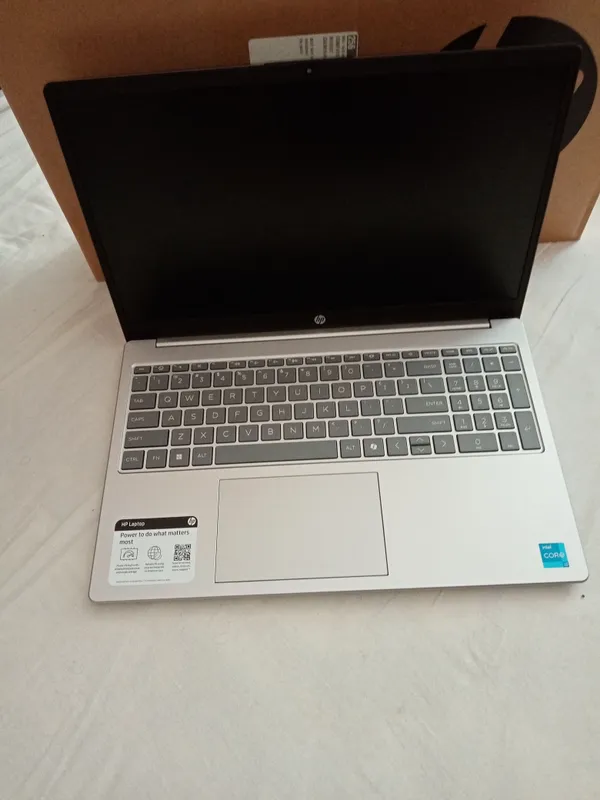 HP ноутбук 1 HP ноутбук 1