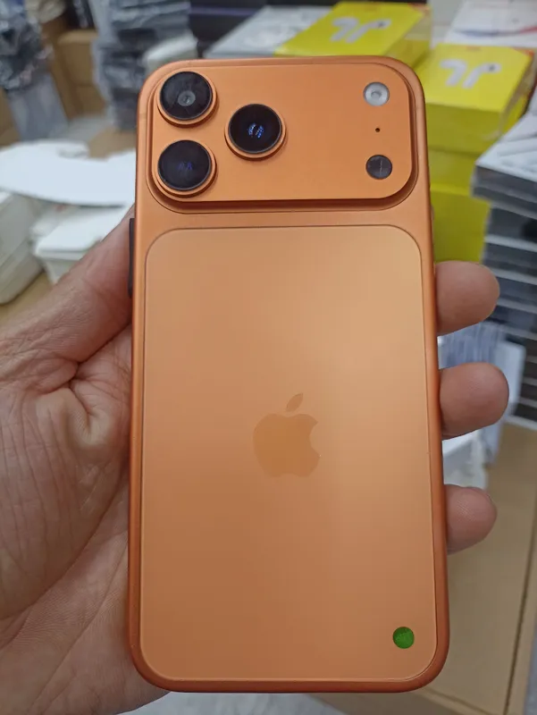 Iphone 17 pro dubai 1/1 lux variant 140$ 4/64 gb 1 Iphone 17 pro dubai 1/1 lux variant 140$ 4/64 gb 1