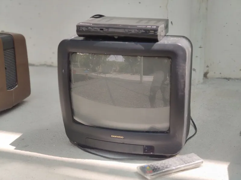 Televizor Daewoo (rekvizit va dekoratsiyalar uchun+ ishlaydi) 3 Televizor Daewoo (rekvizit va dekoratsiyalar uchun+ ishlaydi) 3