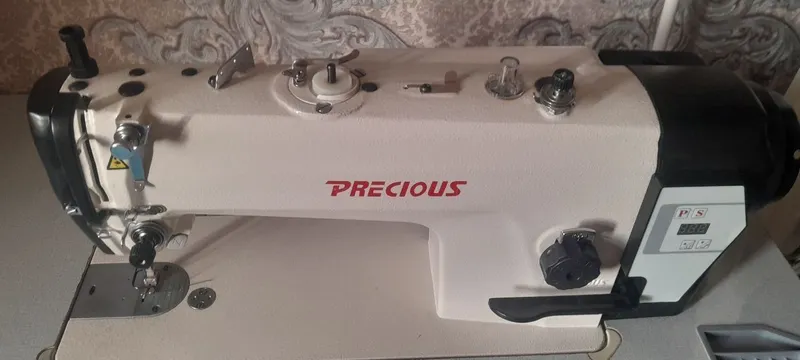 Продаётся швейная машина PRECIOUS 4 Продаётся швейная машина PRECIOUS 4