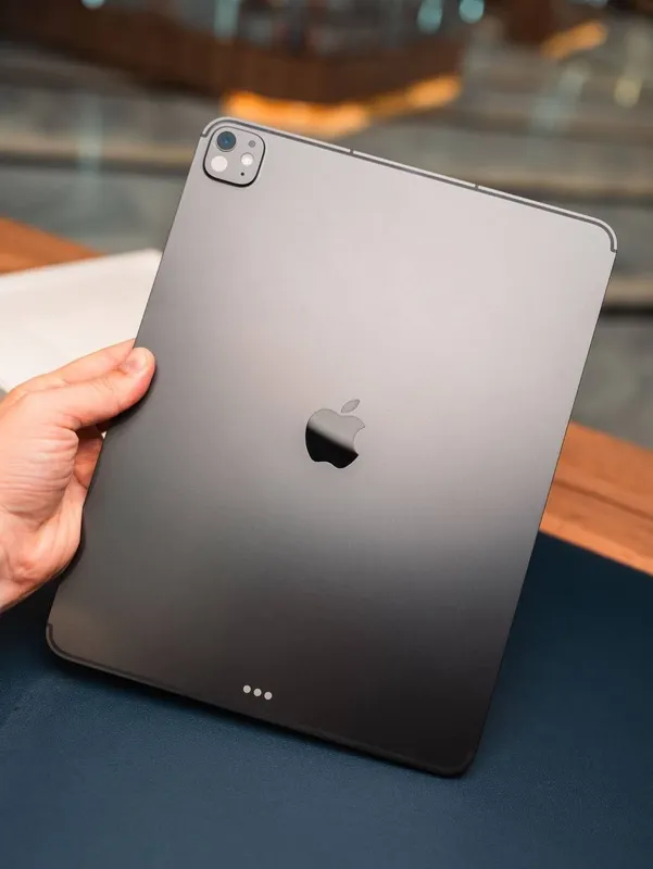 Apple iPad Pro 13" M5 256GB Black 100% 1 Apple iPad Pro 13" M5 256GB Black 100% 1