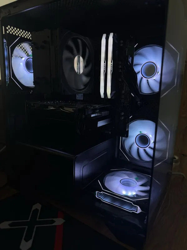 Ryzeen 5600x/b550/16gb3600/1660super 2 Ryzeen 5600x/b550/16gb3600/1660super 2
