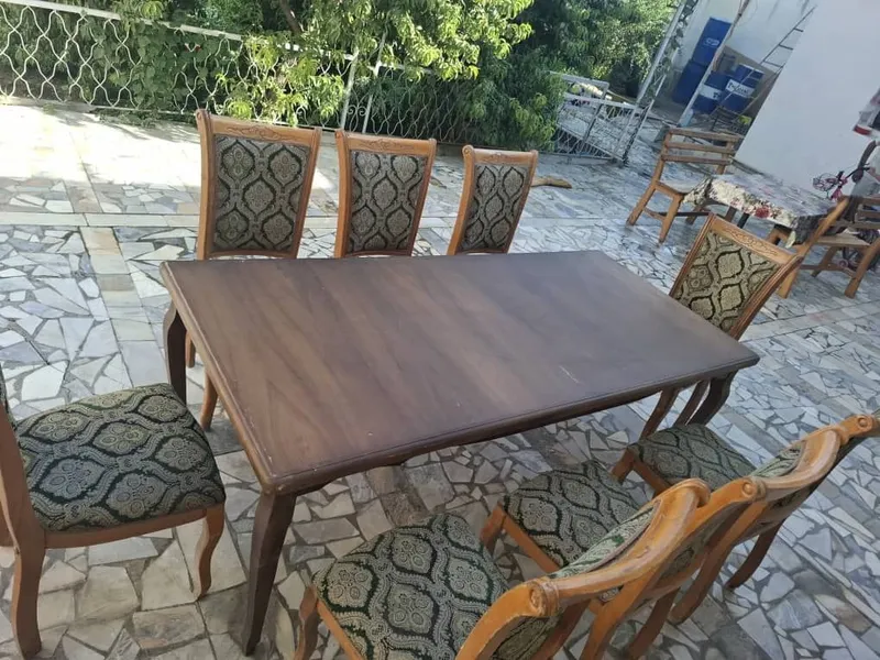 Rabochi holatlar yaxshi 8 ta stulchik 1 stol — фото 2