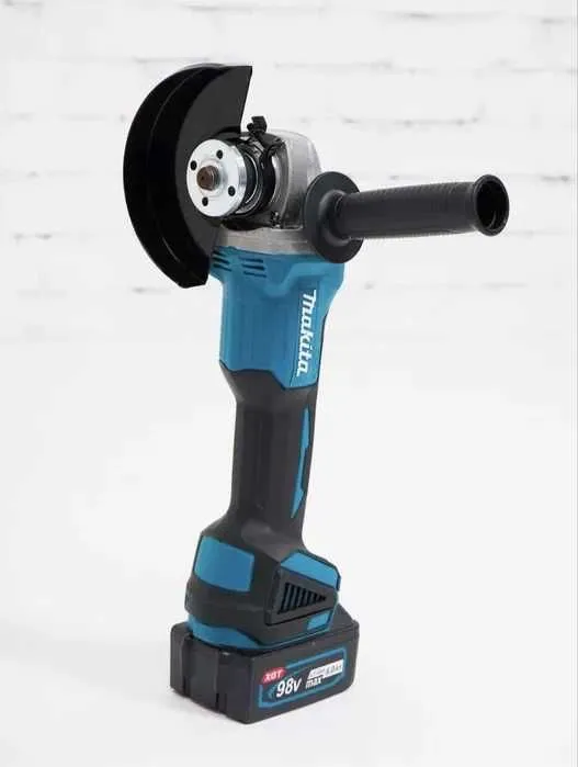 Makita akkumulyatorli instrumentlar to‘plami 6x1 da набор инструментов 3 Makita akkumulyatorli instrumentlar to‘plami 6x1 da набор инструментов 3