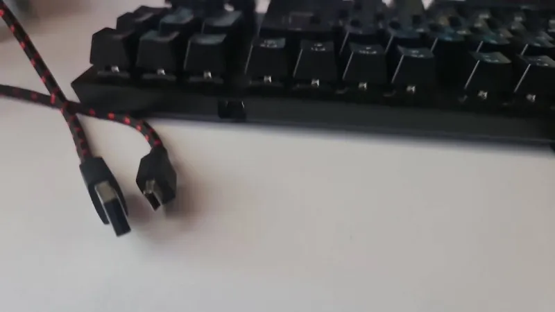 HyperX Aloy FPS Pro o‘yin klaviaturasi 2