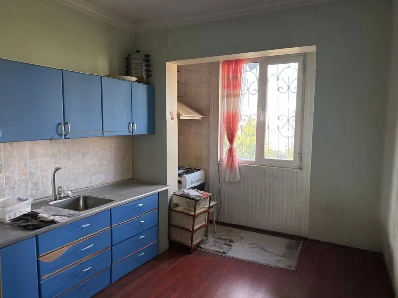 Продам 2 2х ком. на одном этаже 1