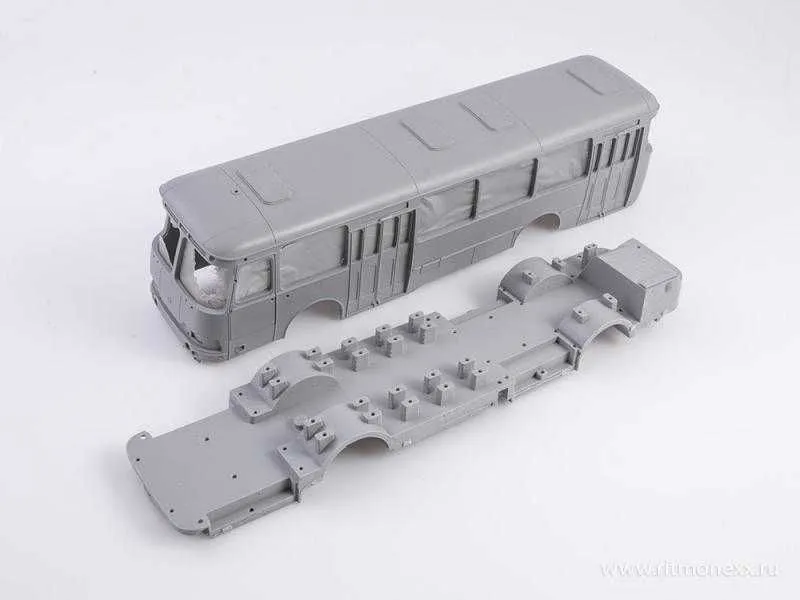 Продам сборная модель в масштабе 1:43 ЛиАЗ автобус 677П от AVD Models — фото 1