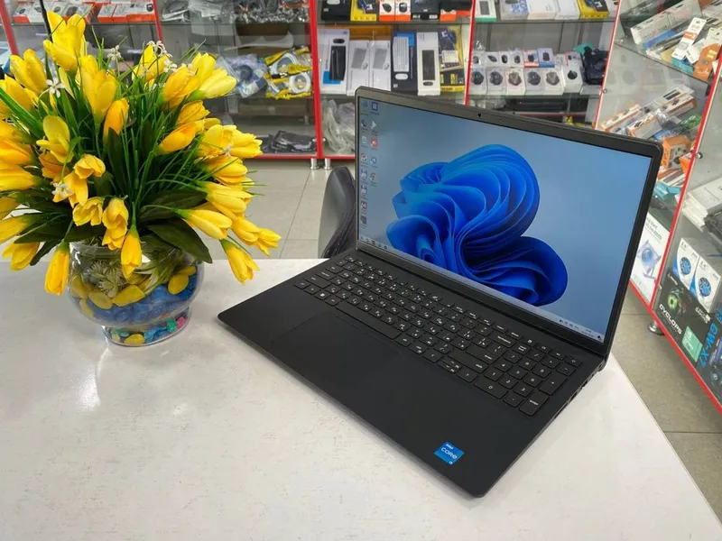 Dell Amerikanskiy 8/512gb ssd 3